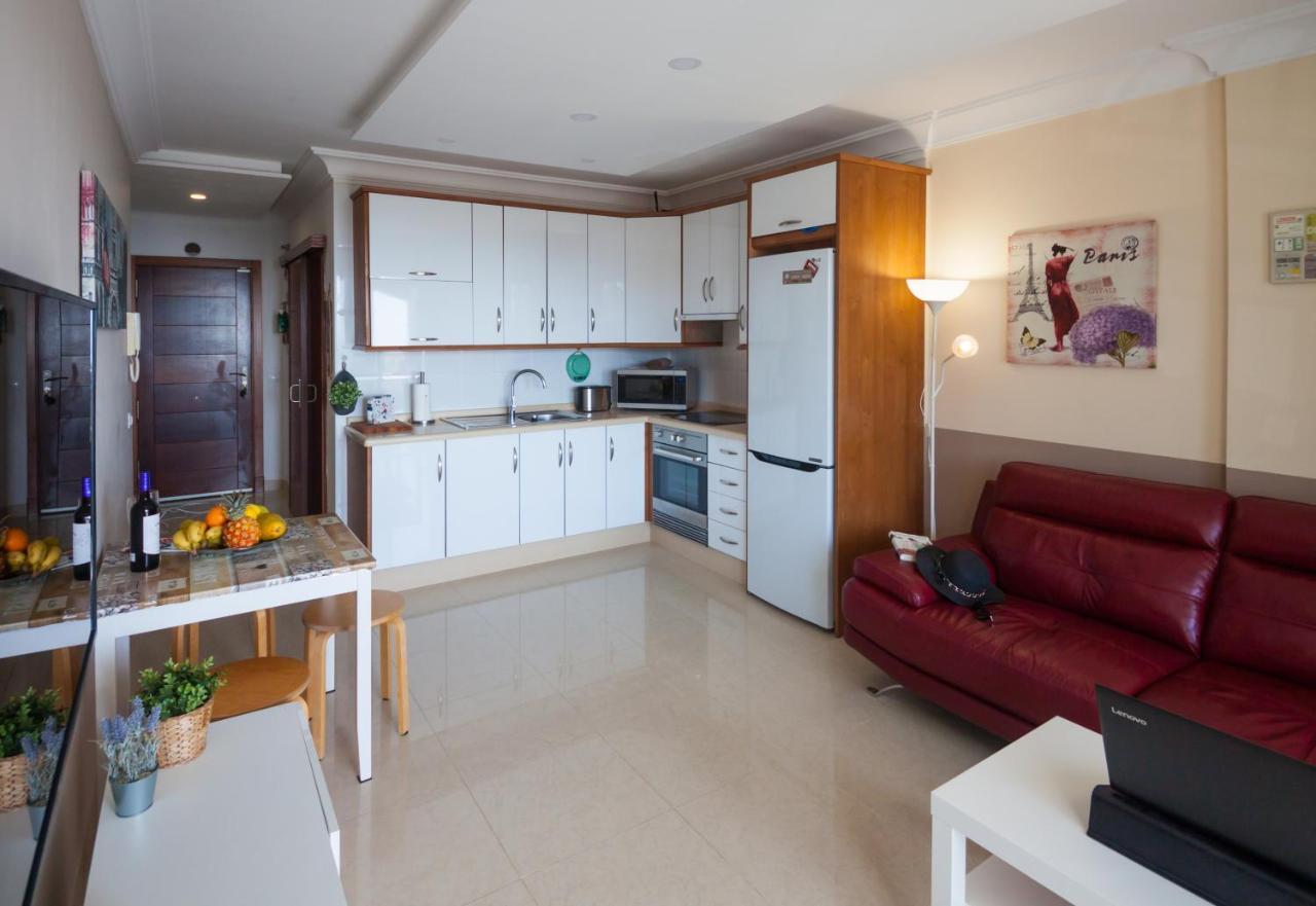 Comfortable Apartment With Amazing Sea Views Palm-mar Exterior photo
