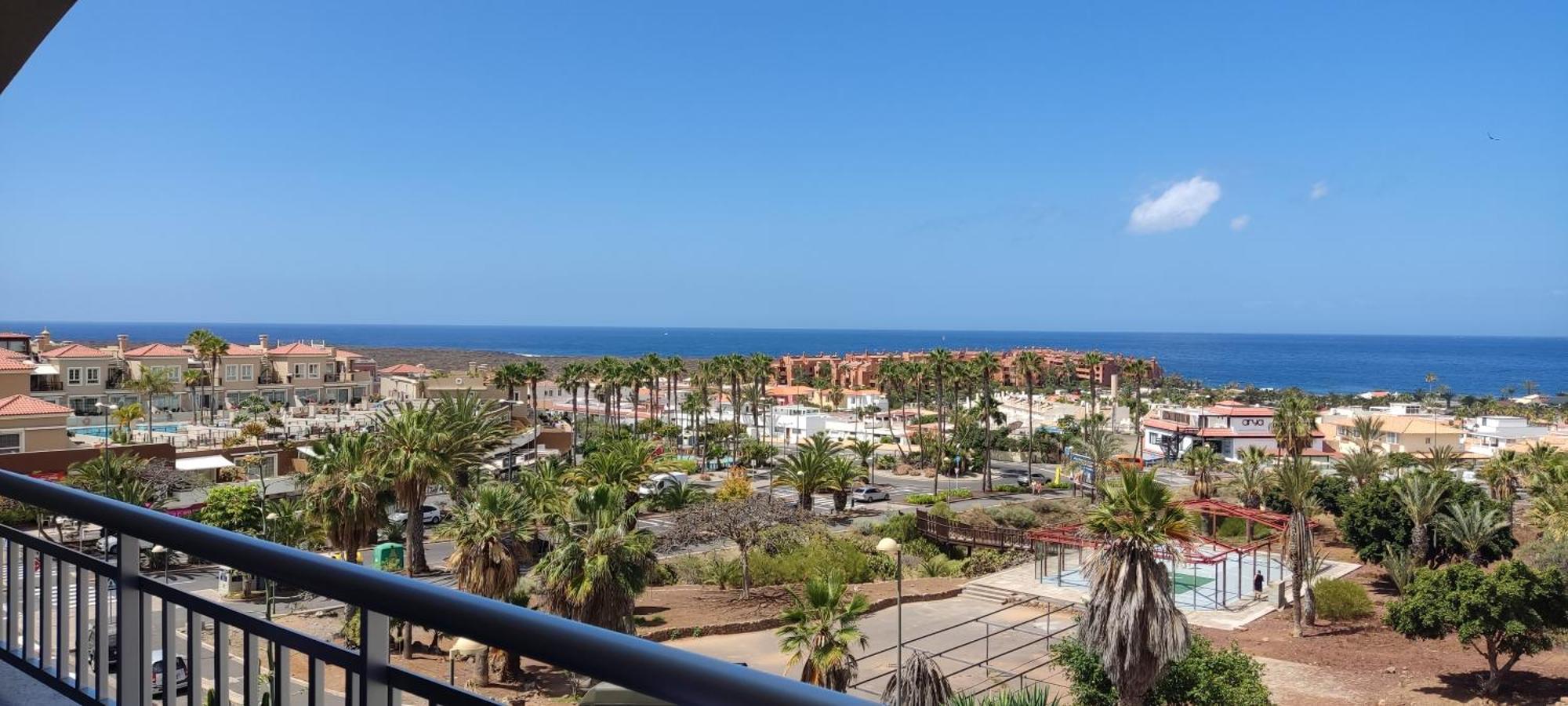 Comfortable Apartment With Amazing Sea Views Palm-mar Exterior photo