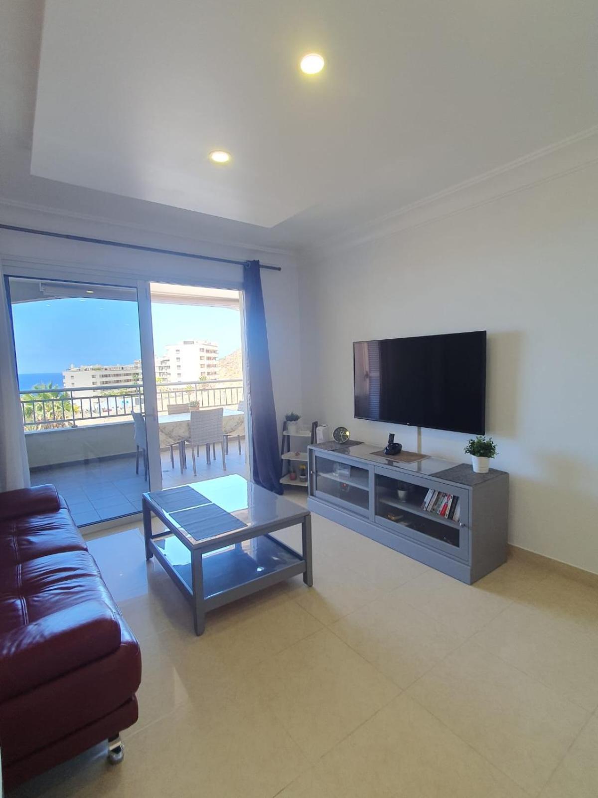 Comfortable Apartment With Amazing Sea Views Palm-mar Exterior photo