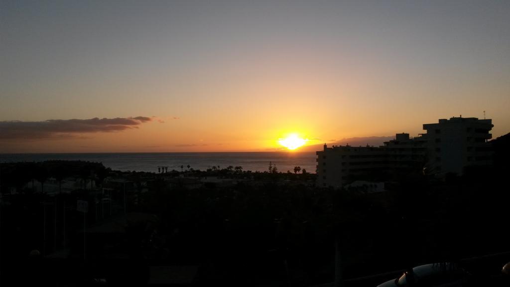 Comfortable Apartment With Amazing Sea Views Palm-mar Exterior photo